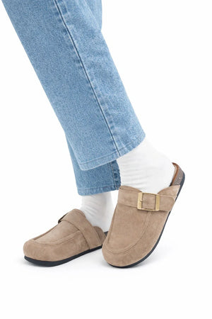 Ease Flats