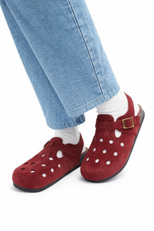 Airy Clog Slides