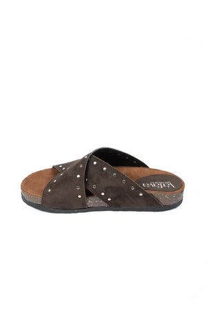 Cross Stud