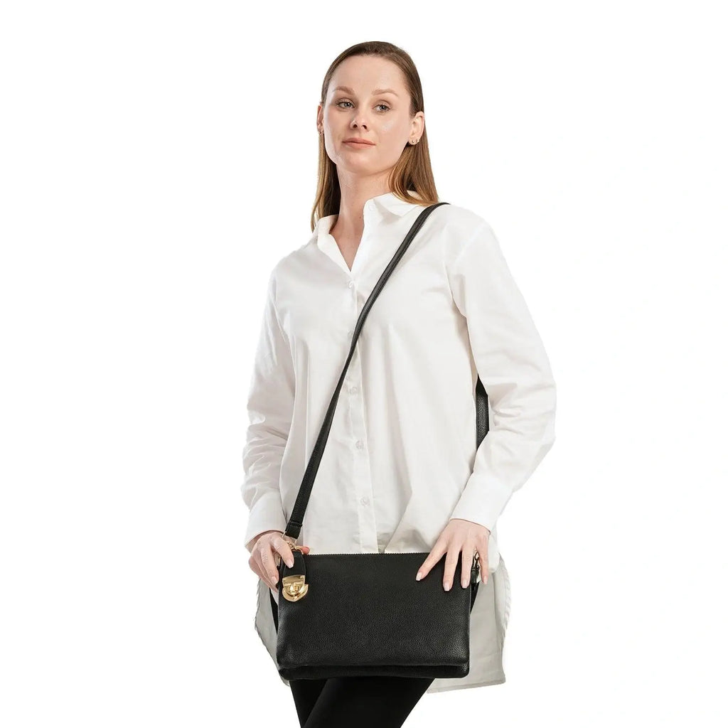 Cove Plain Clutch