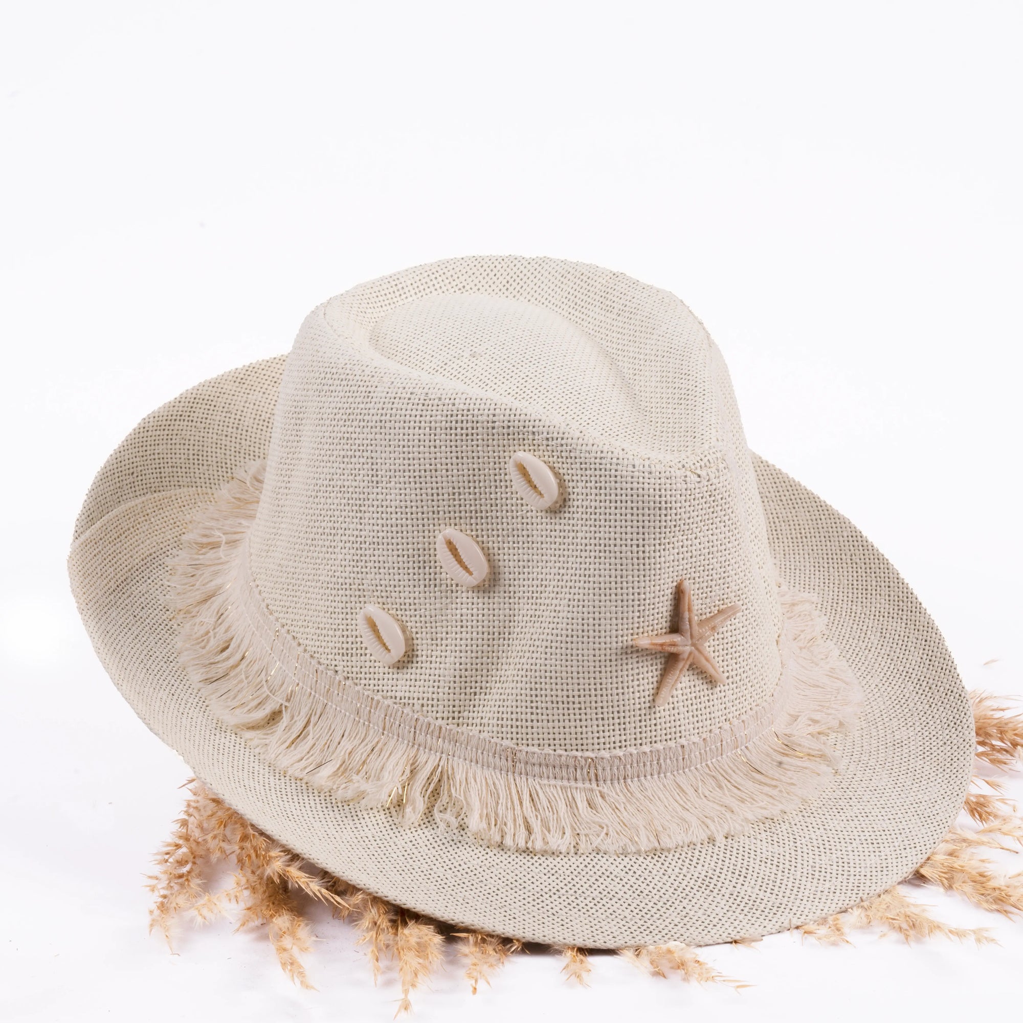 Chapeau cream