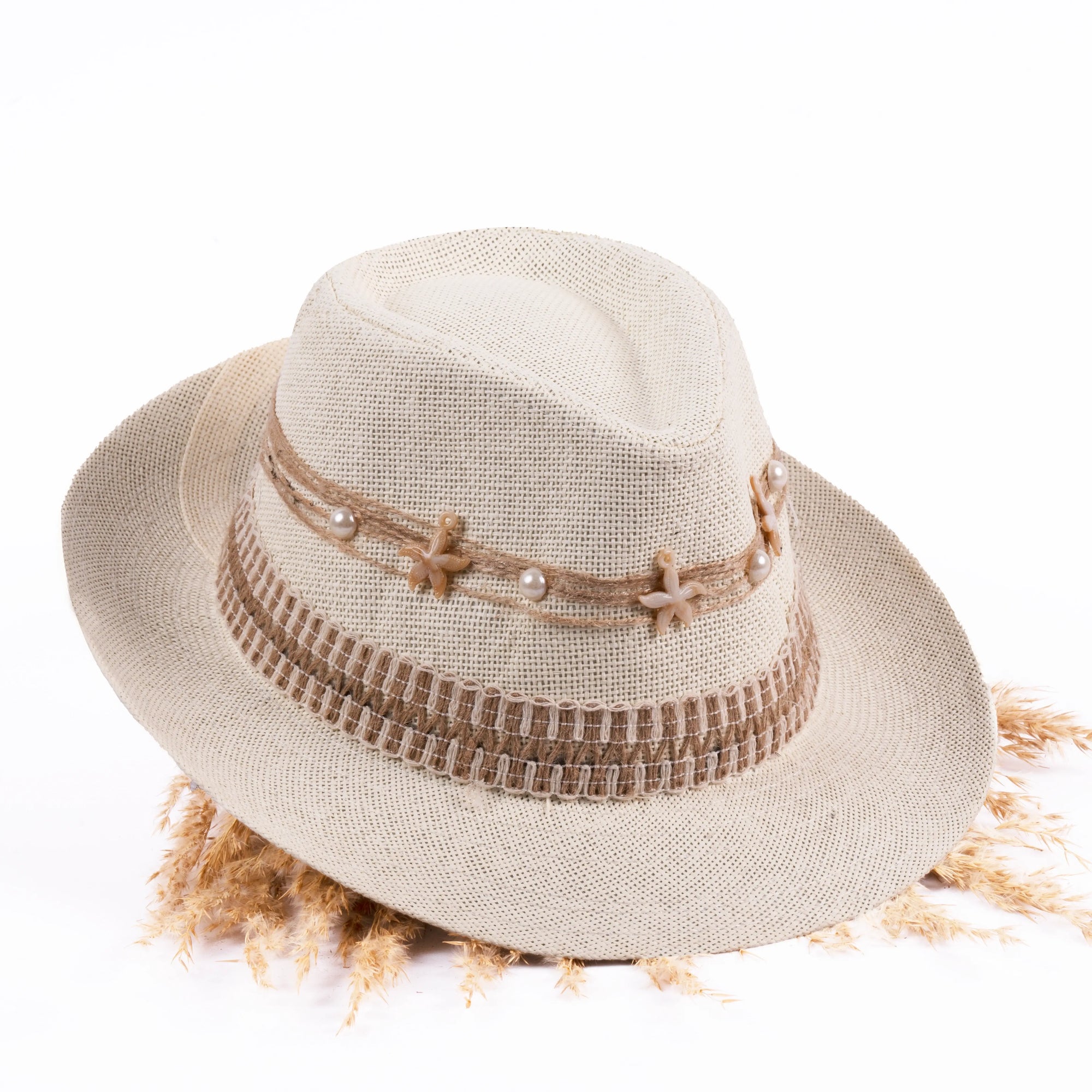 Chapeau cream