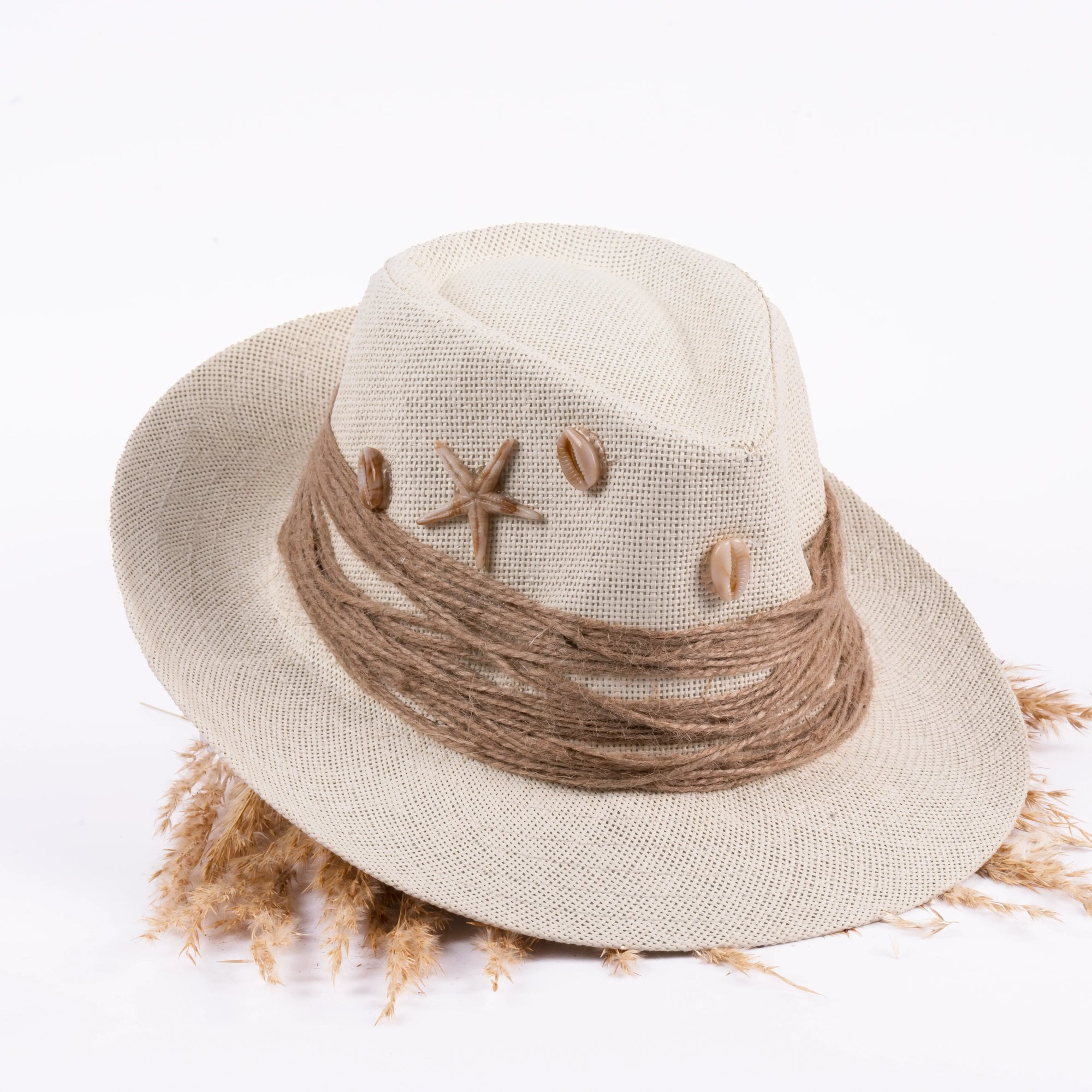 Chapeau cream
