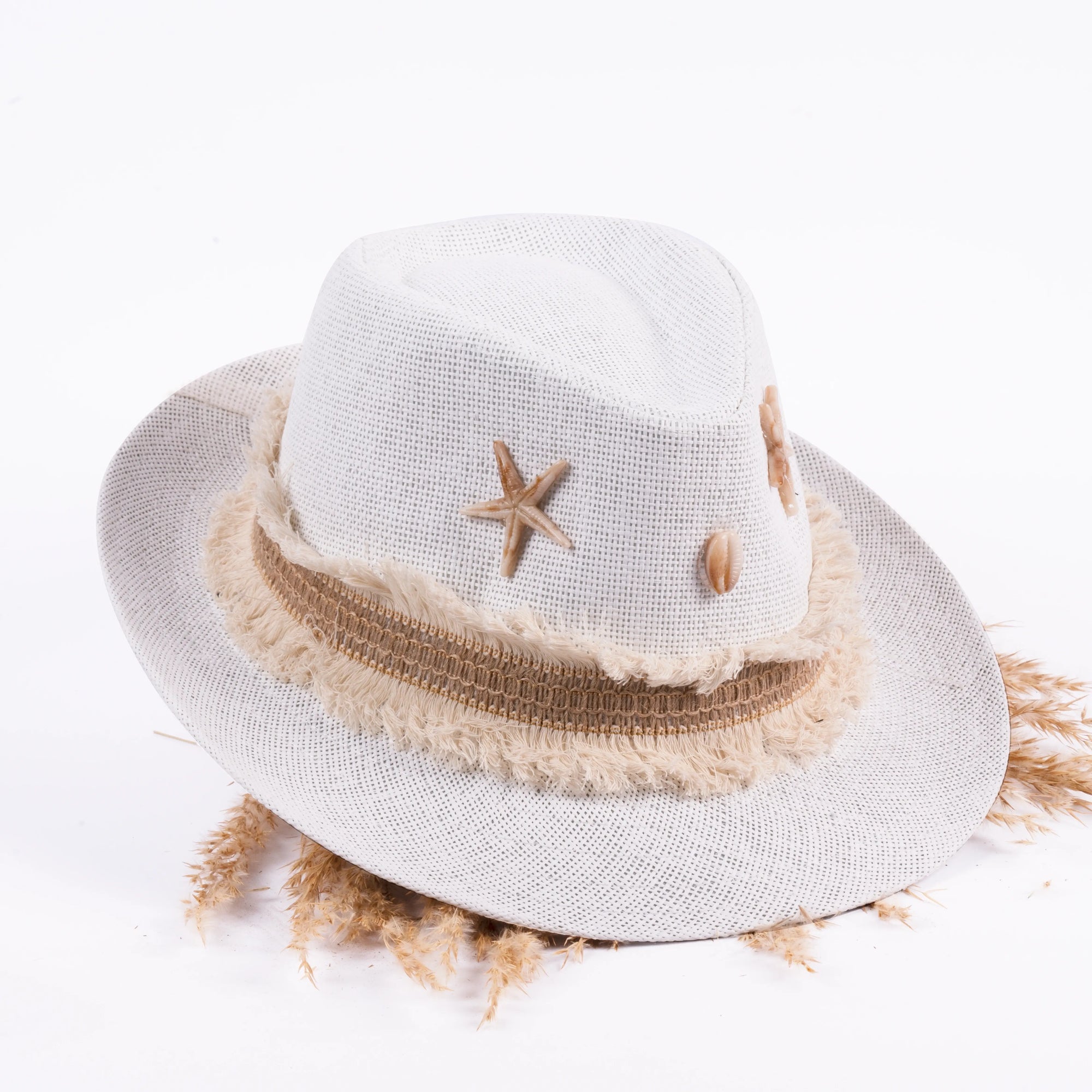 Chapeau white