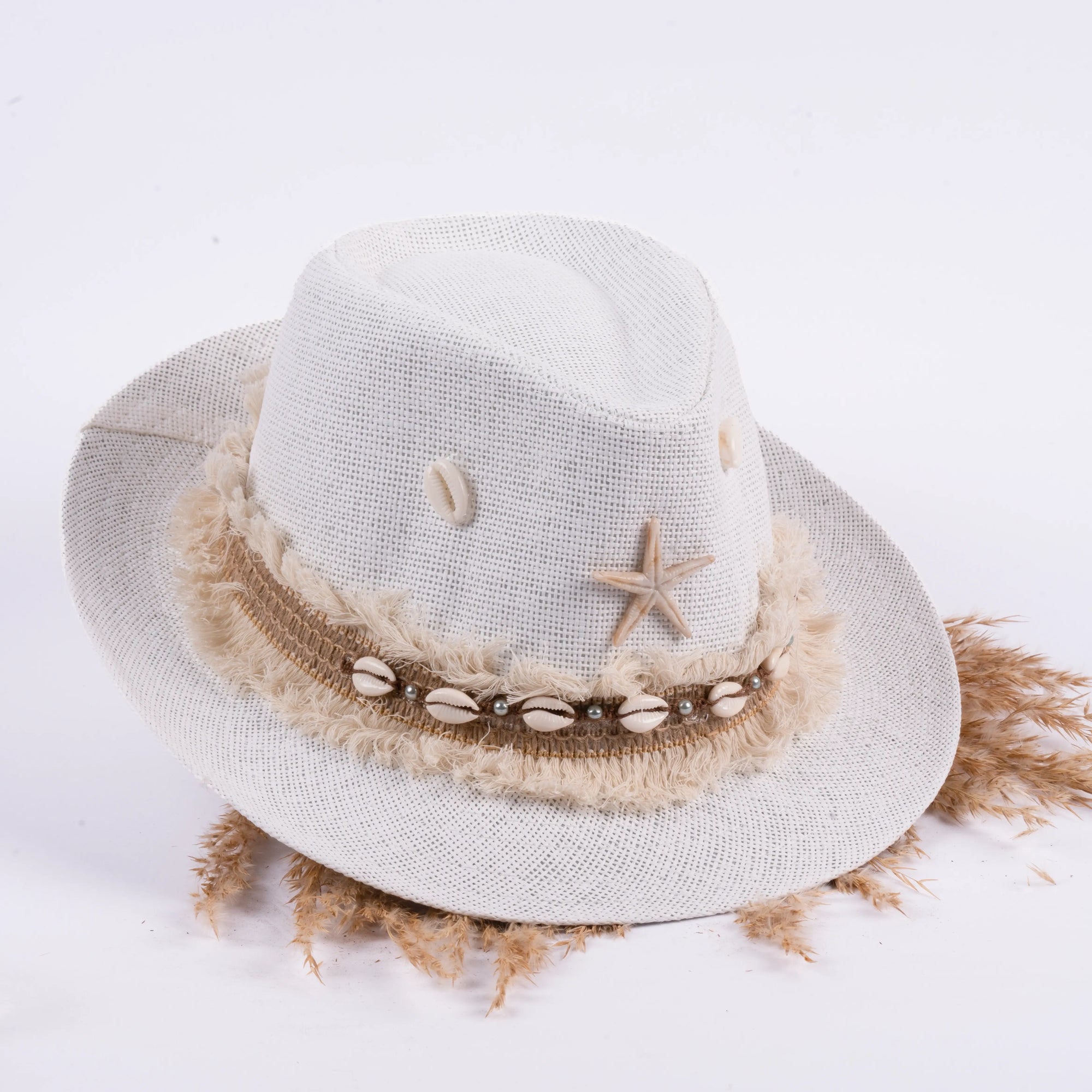 Chapeau white