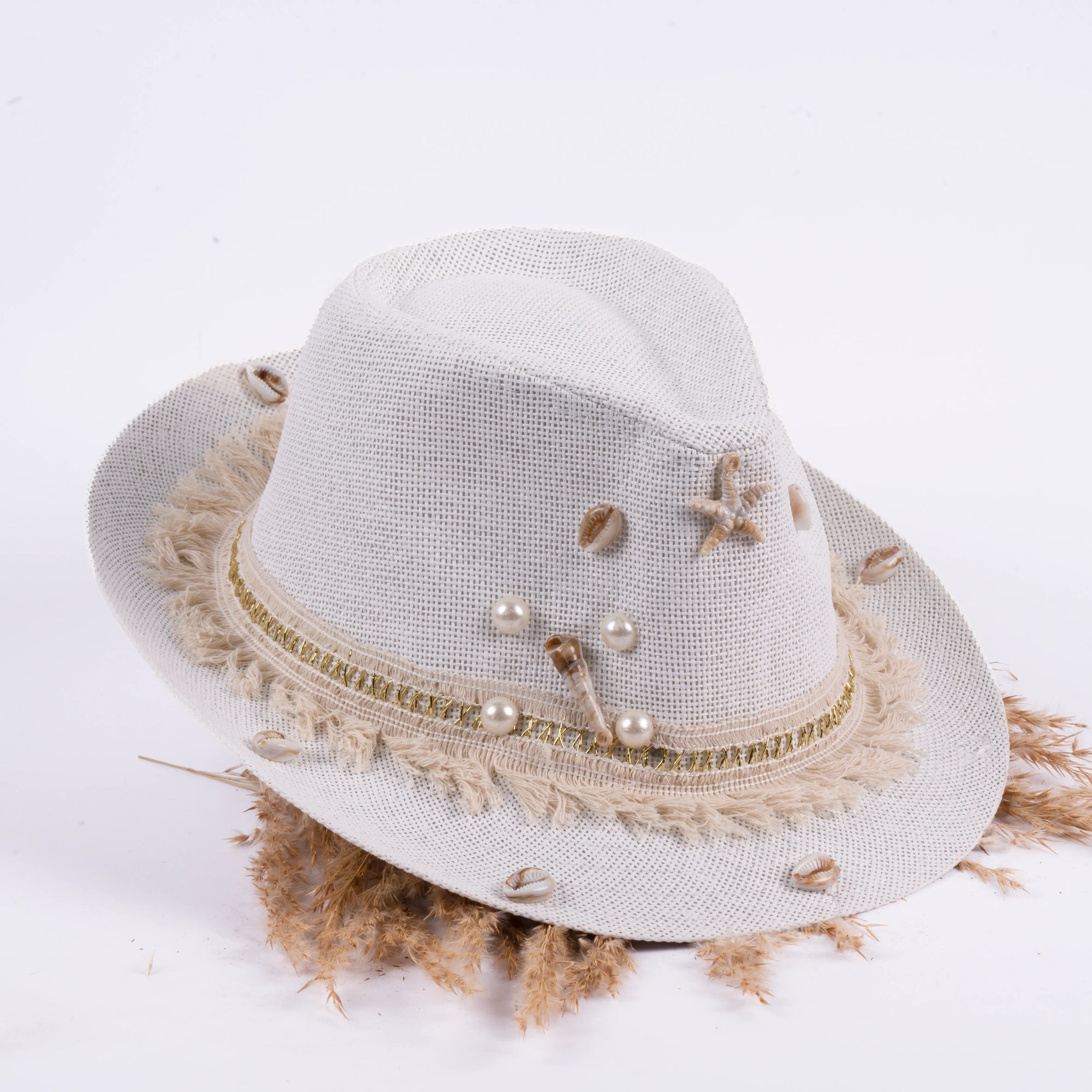 Chapeau white