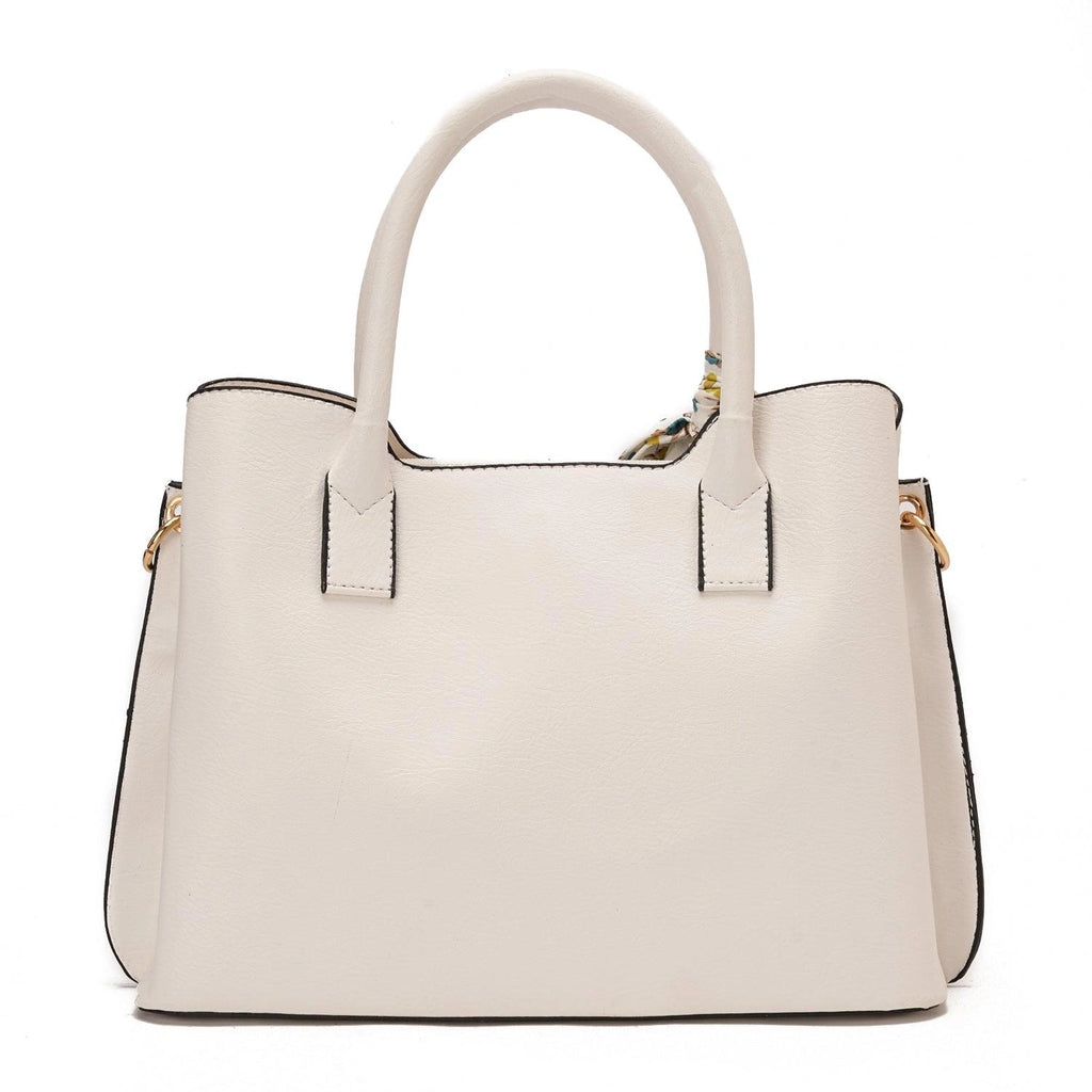 Luna Shoulder Bag
