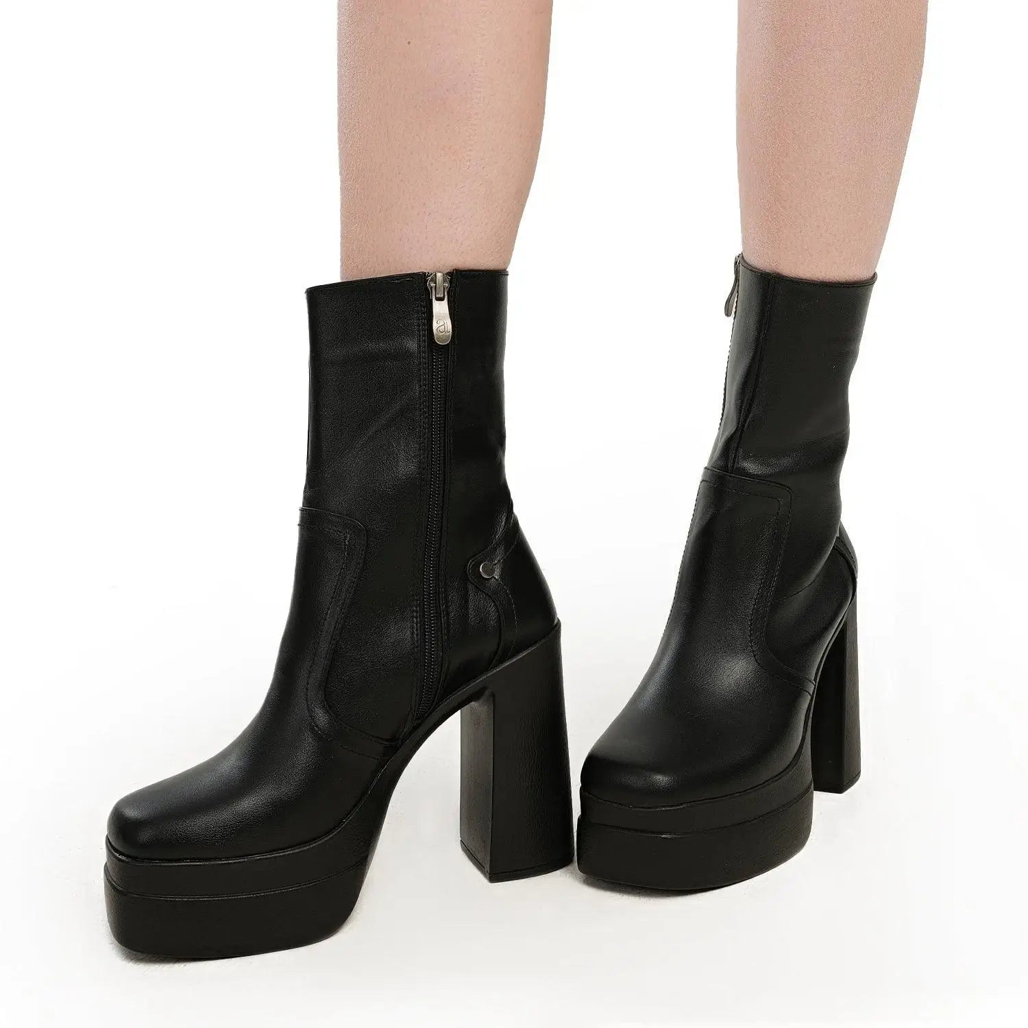 Diva Steps Boots