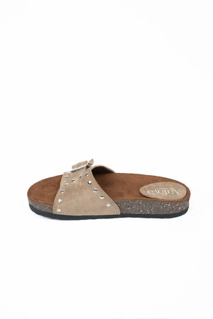 Sahara Stud Slides