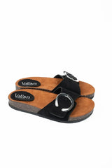 Mono Chic Slides
