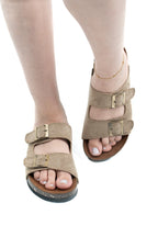 Duo Buckle Slides