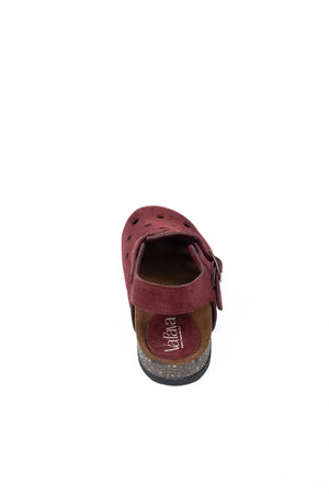 Airy Clog Slides