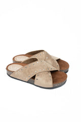 Cross Stud 