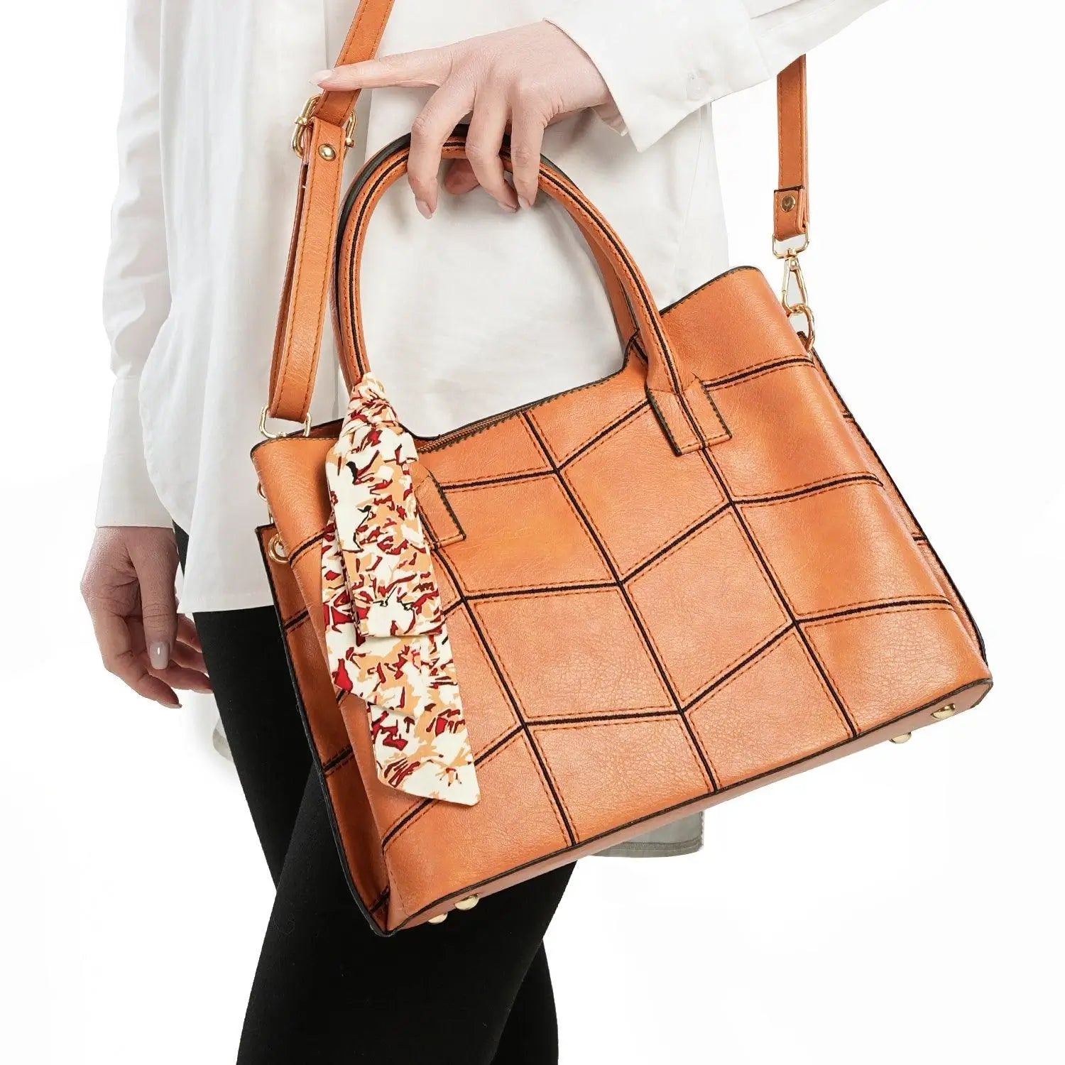 Luna Shoulder Bag