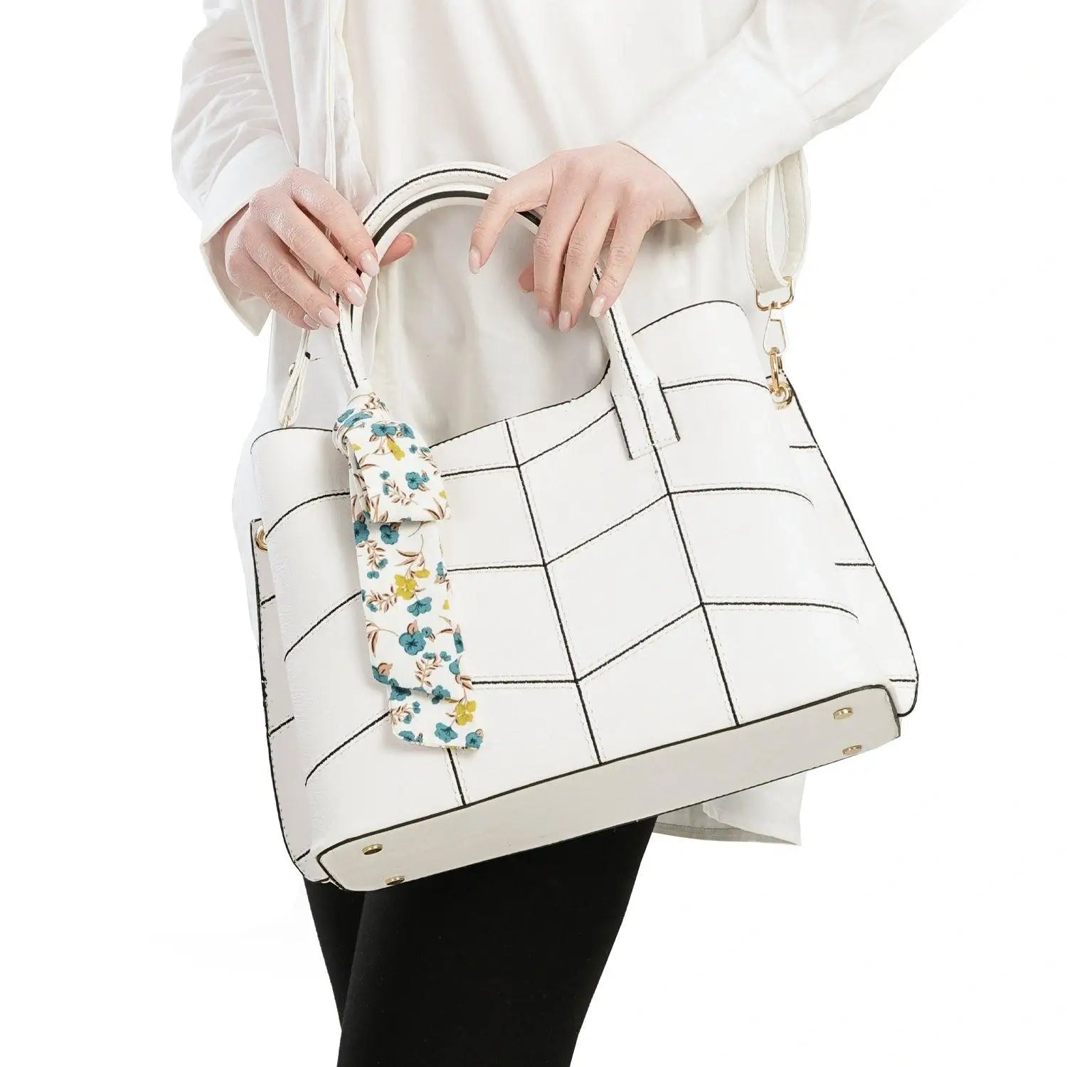 Luna Shoulder Bag