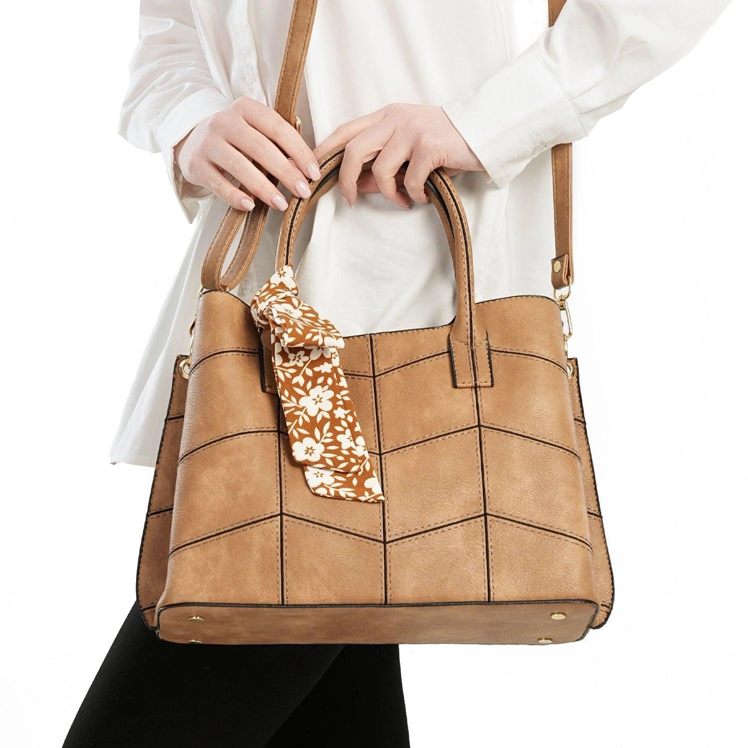 Luna Shoulder Bag