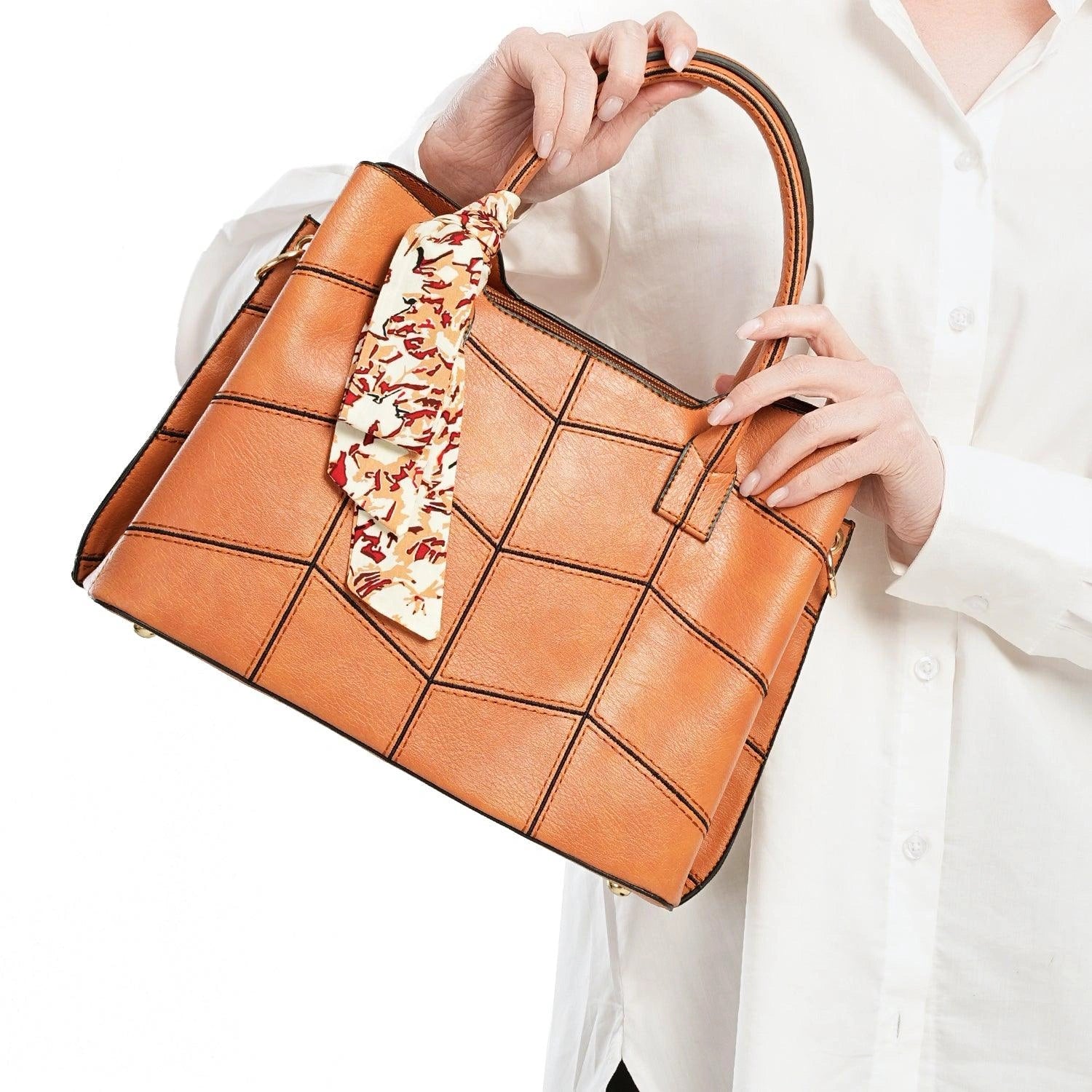 Luna Shoulder Bag